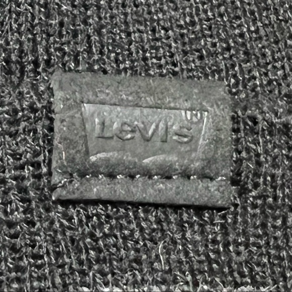 Levi’s Black Knit Beanie Winter Hat - Picture 4 of 6